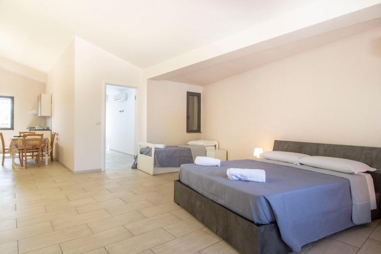 Royal Playa Suite And Apartament -Private Parking- Self Chek Out Κατάνια Εξωτερικό φωτογραφία