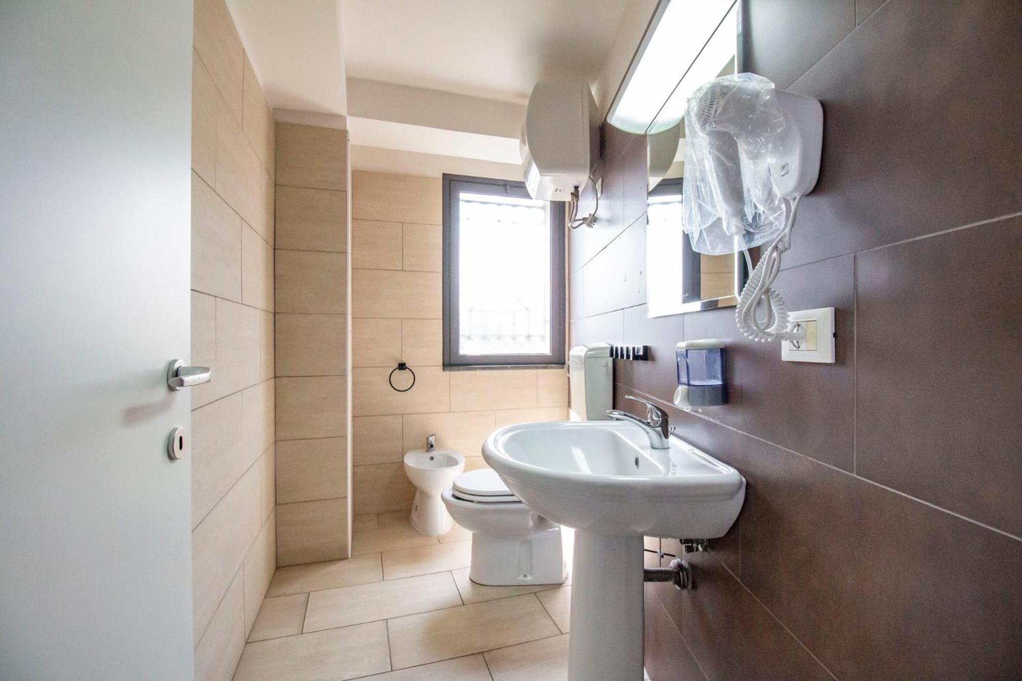 Royal Playa Suite And Apartament -Private Parking- Self Chek Out Κατάνια Εξωτερικό φωτογραφία
